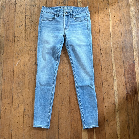 American Eagle Super Super Stretch Jeggings Skinny Jeans Womens 6 R LN - Picture 1 of 10